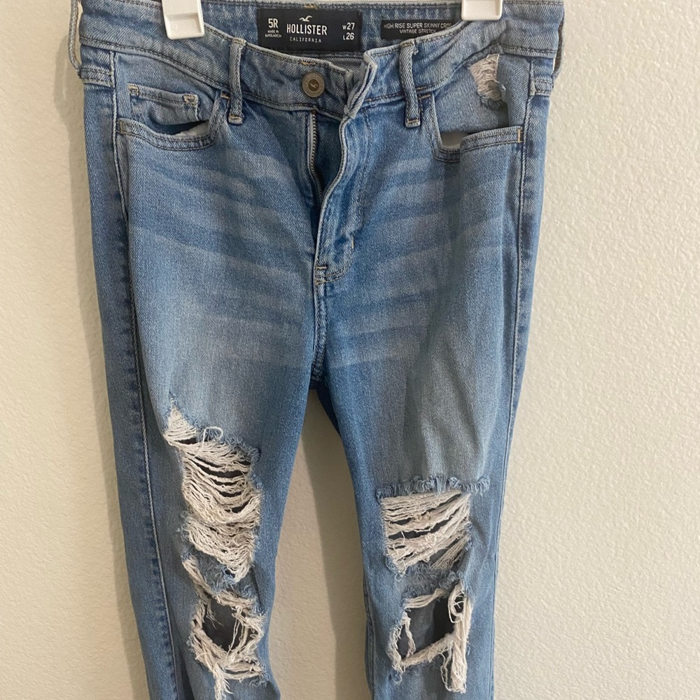 Hollister High Rise Super Skinny Crop Vintage Stretch Jeans